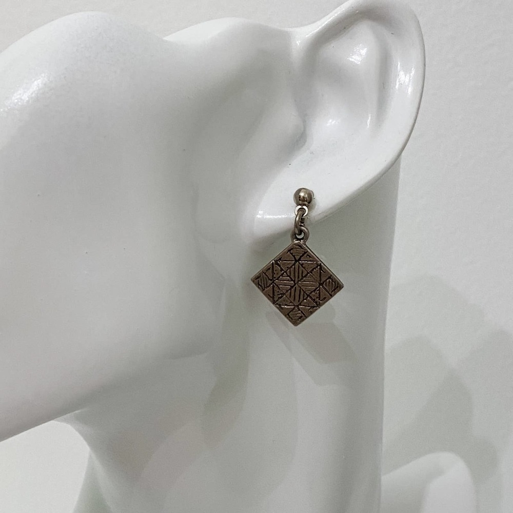 VTG Square Diamond Etched Earrings